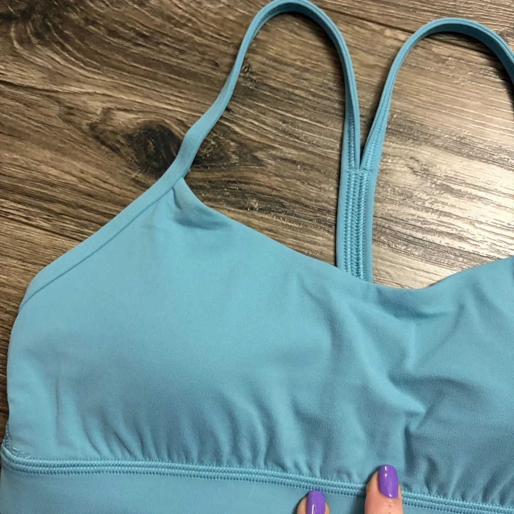 NWT Lululemon Flow Y Bra Nulu *Light Support, A–C Cups (Washed Blue) Size 8